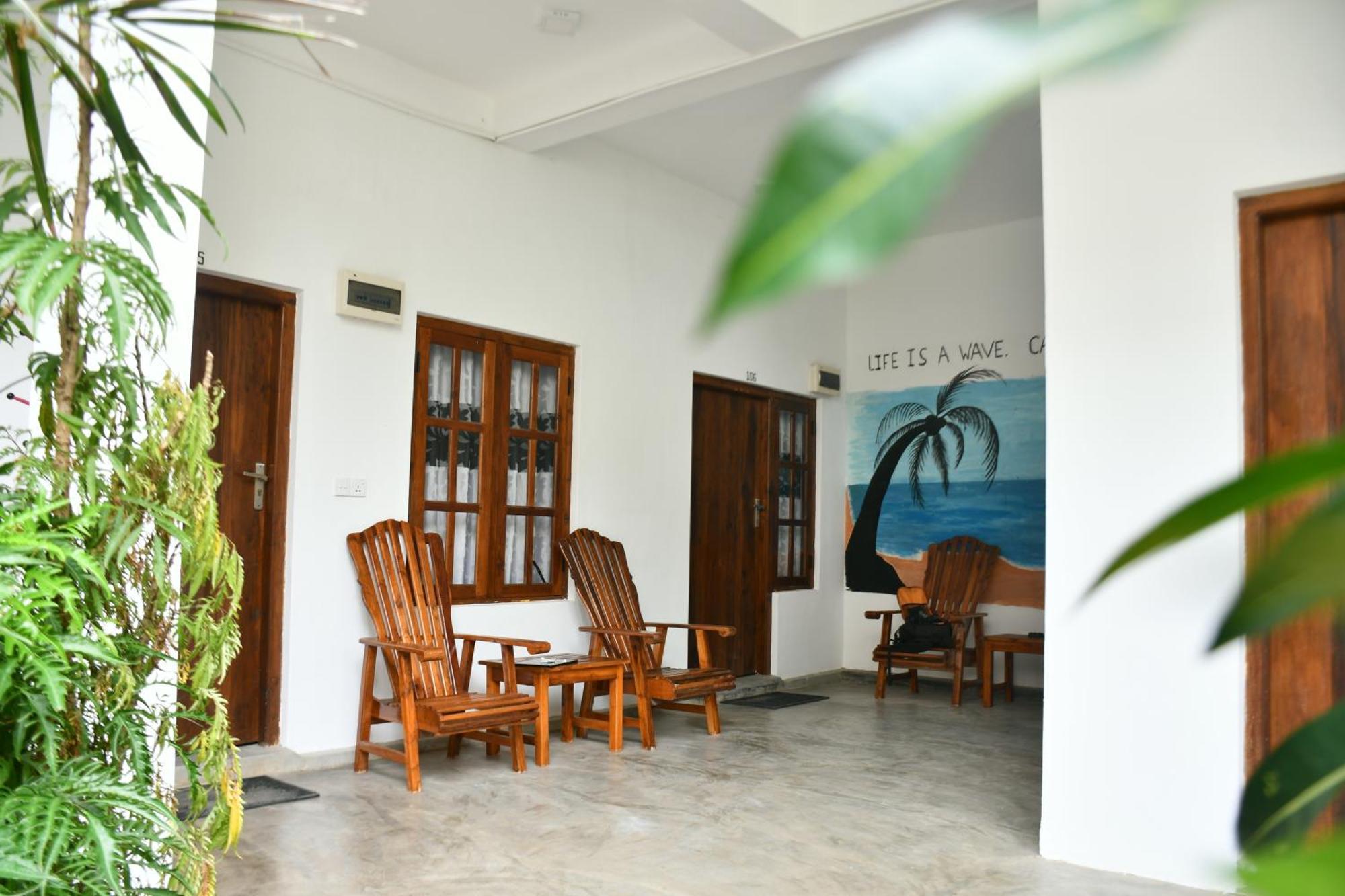 Pearl Of The Bay Hotel Аругам Бей Екстериор снимка