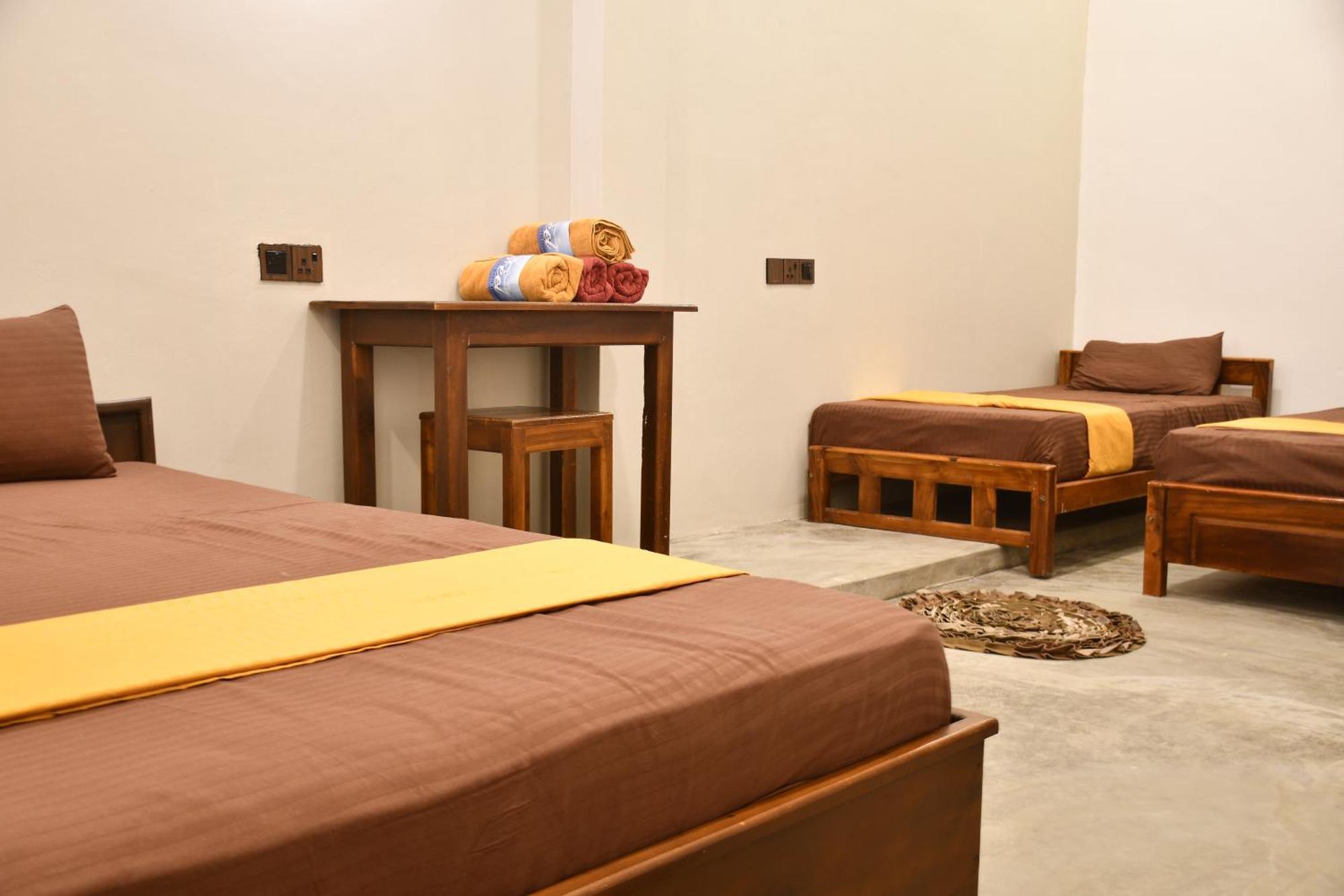Pearl Of The Bay Hotel Аругам Бей Екстериор снимка
