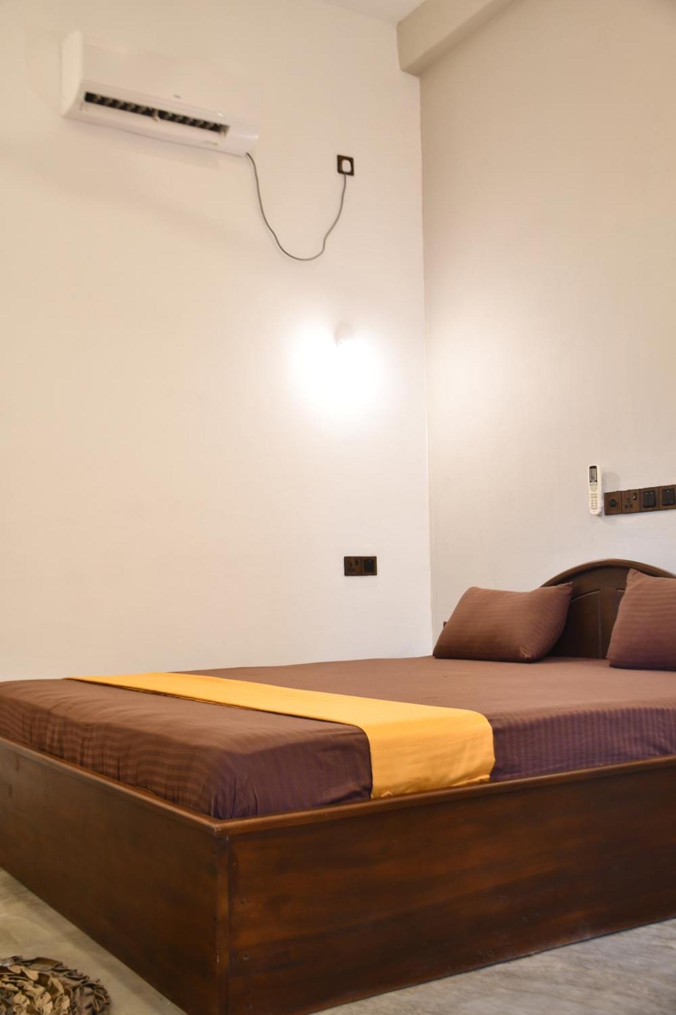 Pearl Of The Bay Hotel Аругам Бей Екстериор снимка