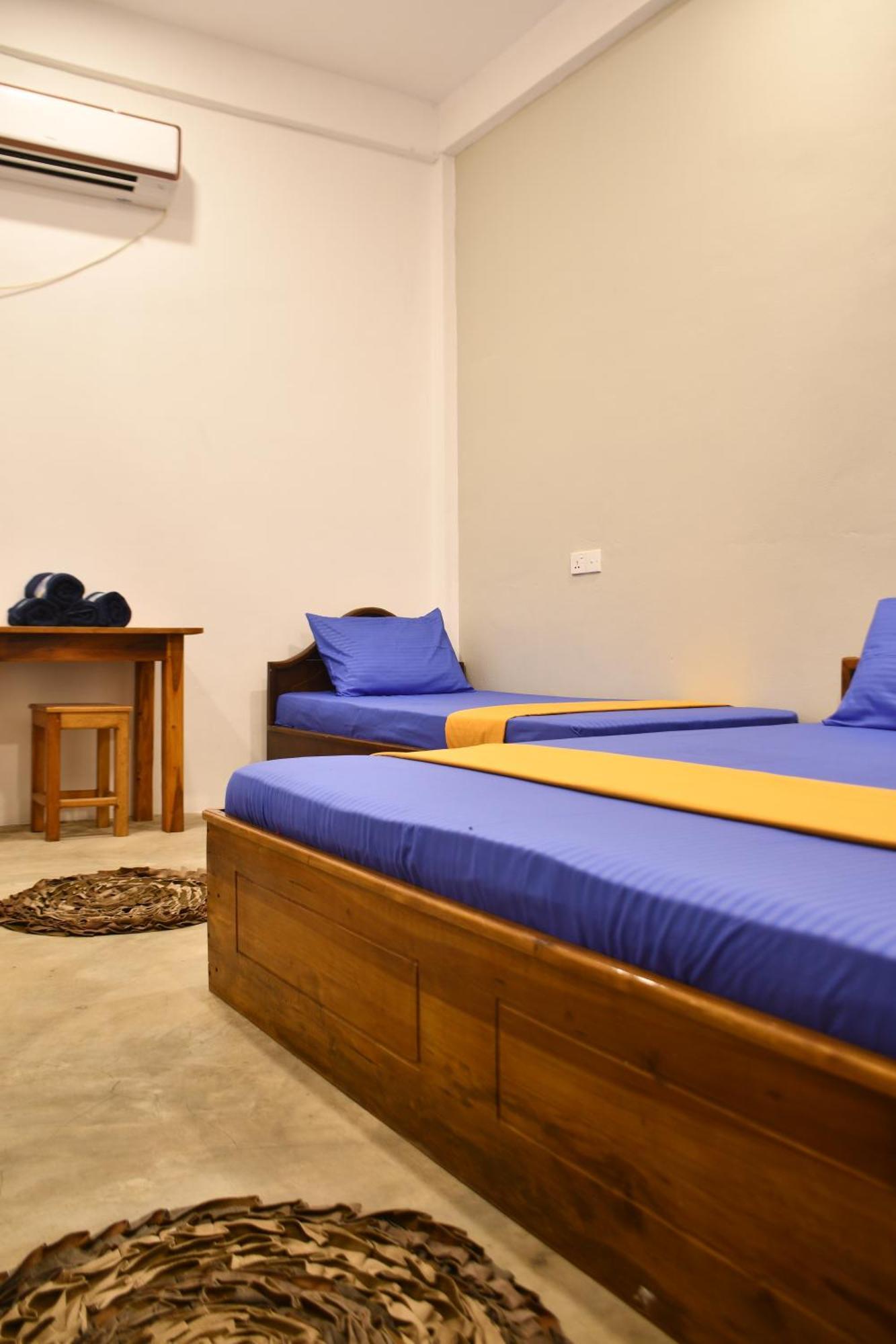 Pearl Of The Bay Hotel Аругам Бей Екстериор снимка