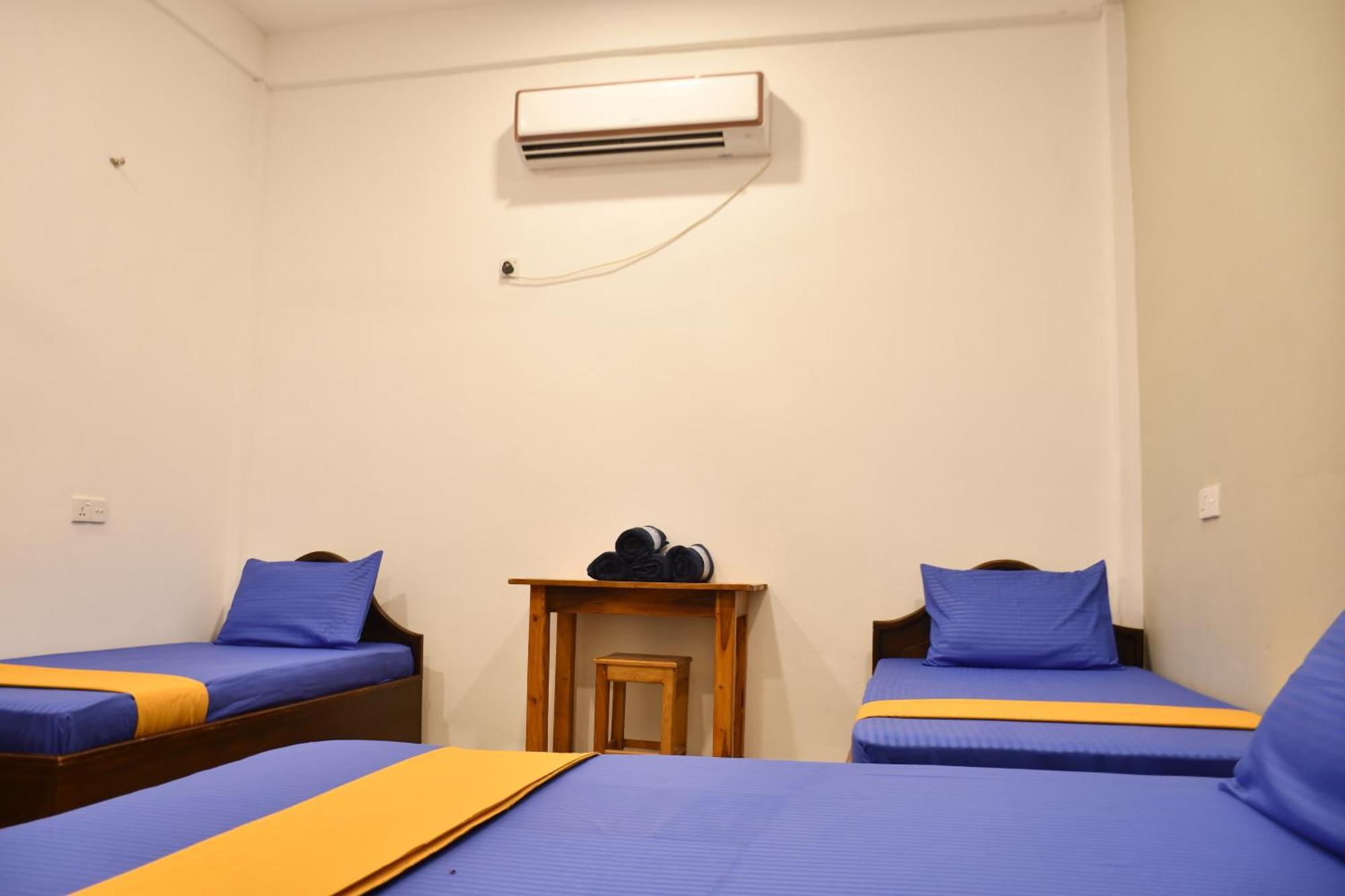 Pearl Of The Bay Hotel Аругам Бей Екстериор снимка