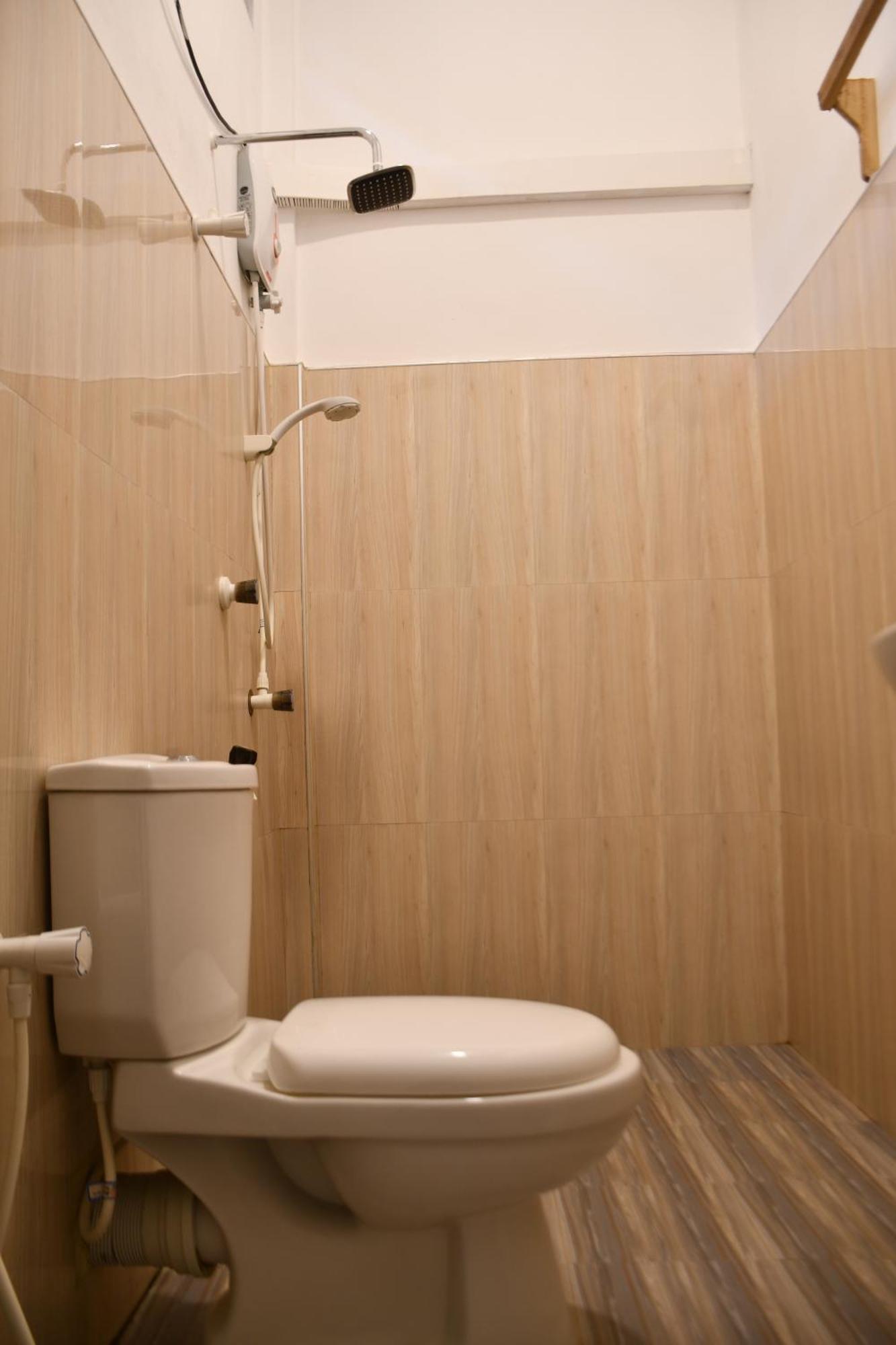 Pearl Of The Bay Hotel Аругам Бей Екстериор снимка