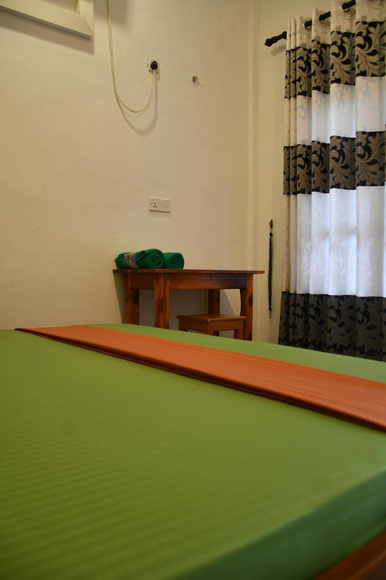 Pearl Of The Bay Hotel Аругам Бей Екстериор снимка
